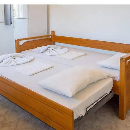 Apartament Armenaki