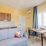 Apartamento Armenaki *