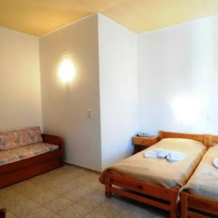 Armenaki Apartment