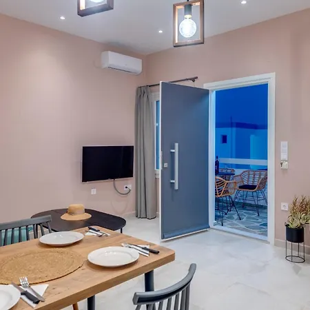 Armenaki Apartment *