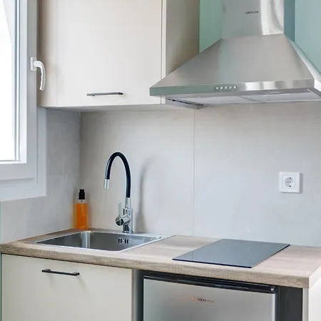 Armenaki Apartment