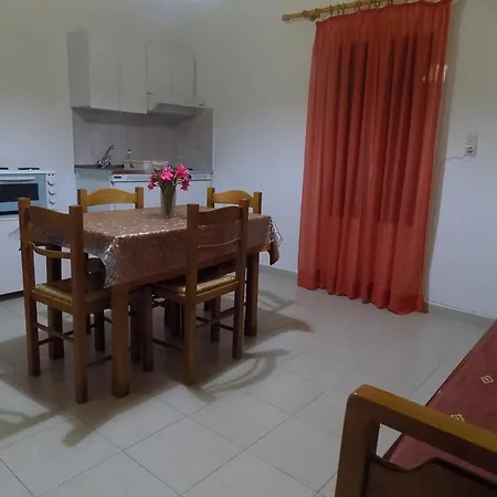 Apartment Armenaki Azolimnos