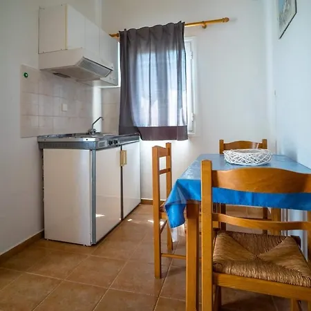Armenaki Apartment *