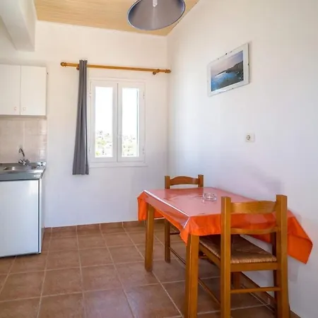 Apartment Armenaki Azolimnos